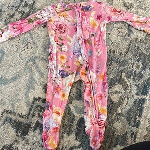 Posh Peanut 3-6 month Floral Pink baby One Piece sleeper